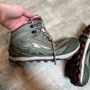 Altra lone peak hiking boot
